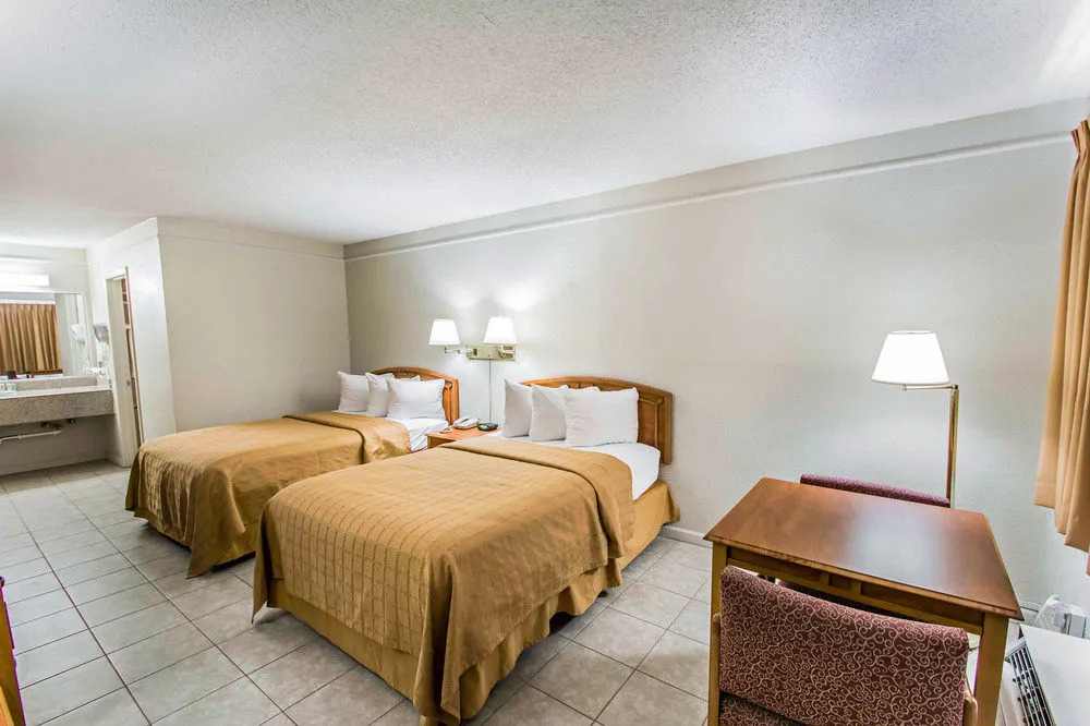 Rodeway Inn