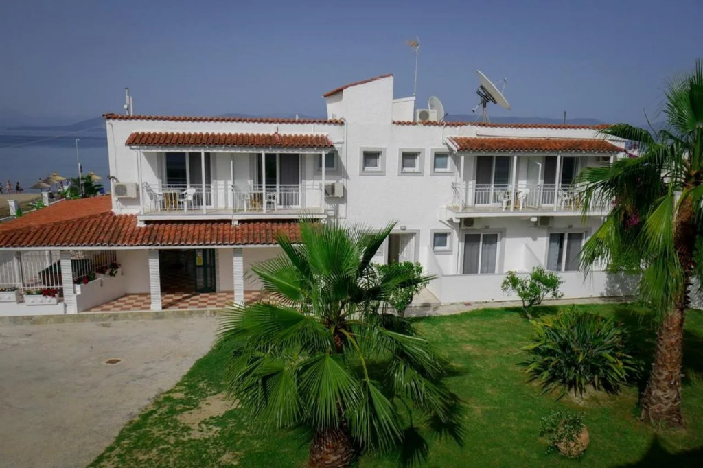Rantos Apartments