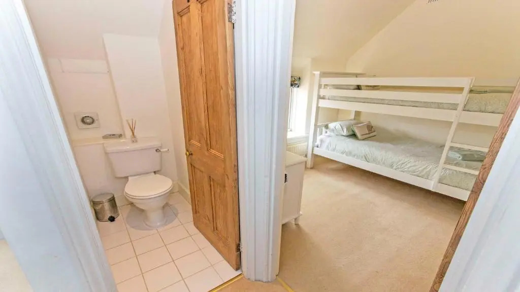 Bridge Cottage Croyde 3-4 Bed, Sleeps 8, Hot Tub