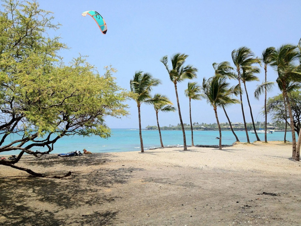 Lava Lava Beach Club
