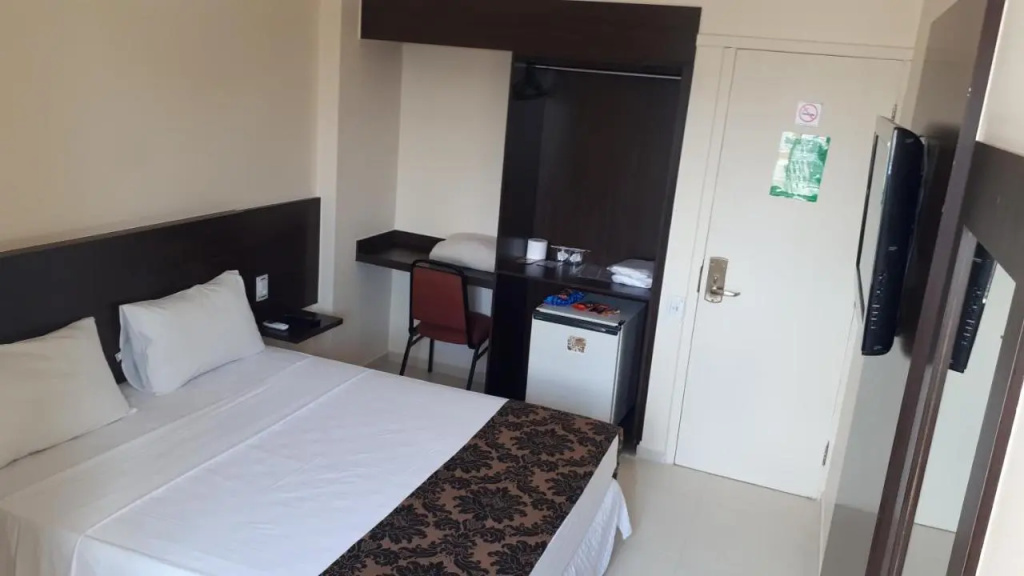 Center Patos Hotel