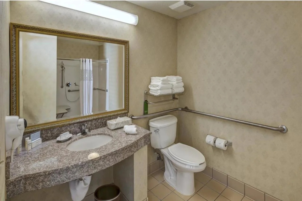 Hampton Inn & Suites Palm Desert
