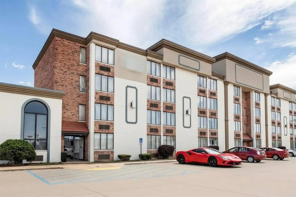 Days Inn & Suites by Wyndham Festus