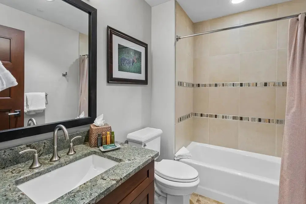 Flagstaff Lodge - Three Bedroom Condo Residence #203 by Deer Valley Resort