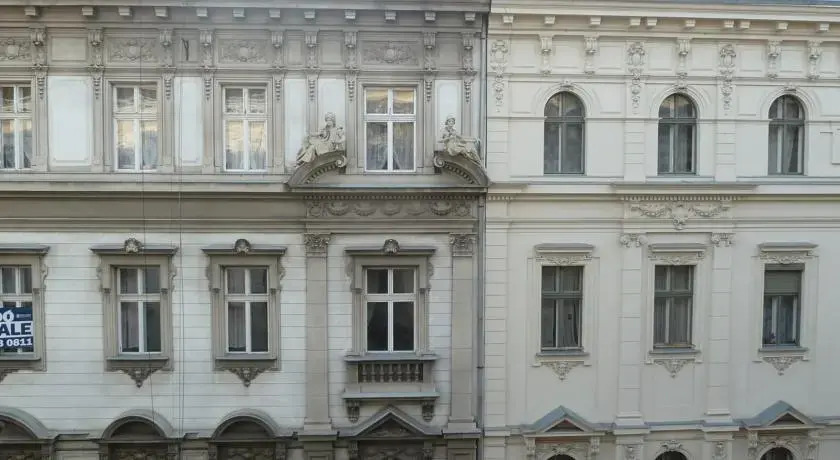 City Center Rooms