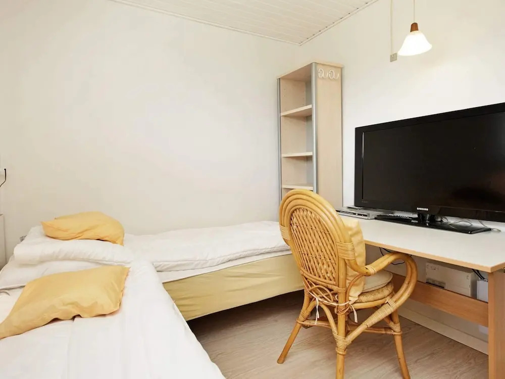 8 person holiday home in Struer-By Traum