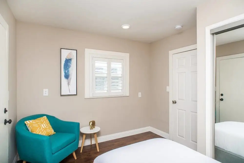 Charming 3br/2ba Craftsman Home by Domio