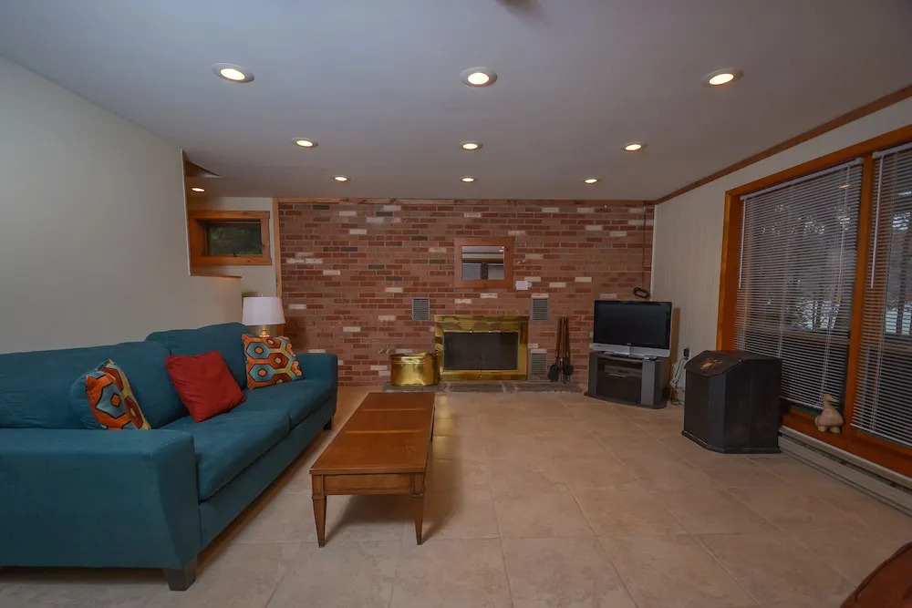 Our Golden Retreat 5 Bedroom House