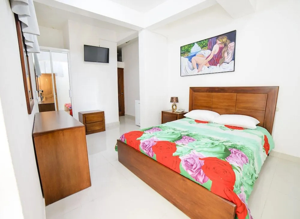 Cataleya Hotel