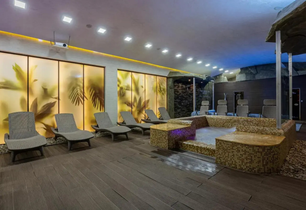 Helios Hotel & SPA