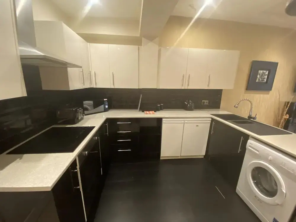 Gold Apartment
