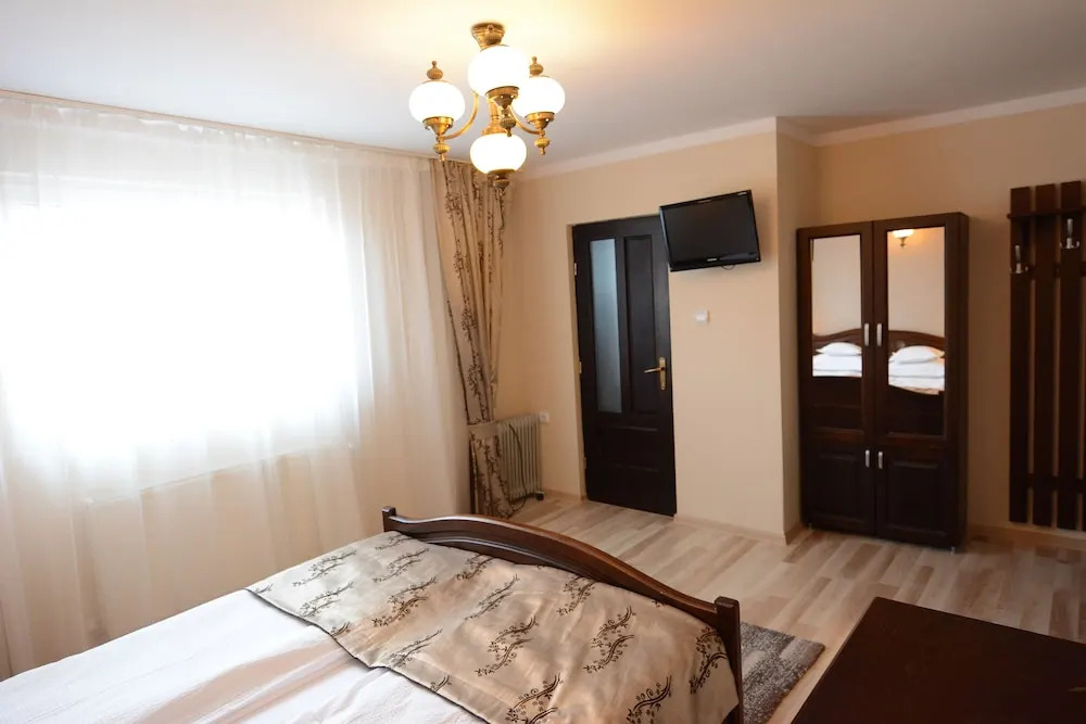 Pensiunea Sarmis Cristal Wellness & Spa