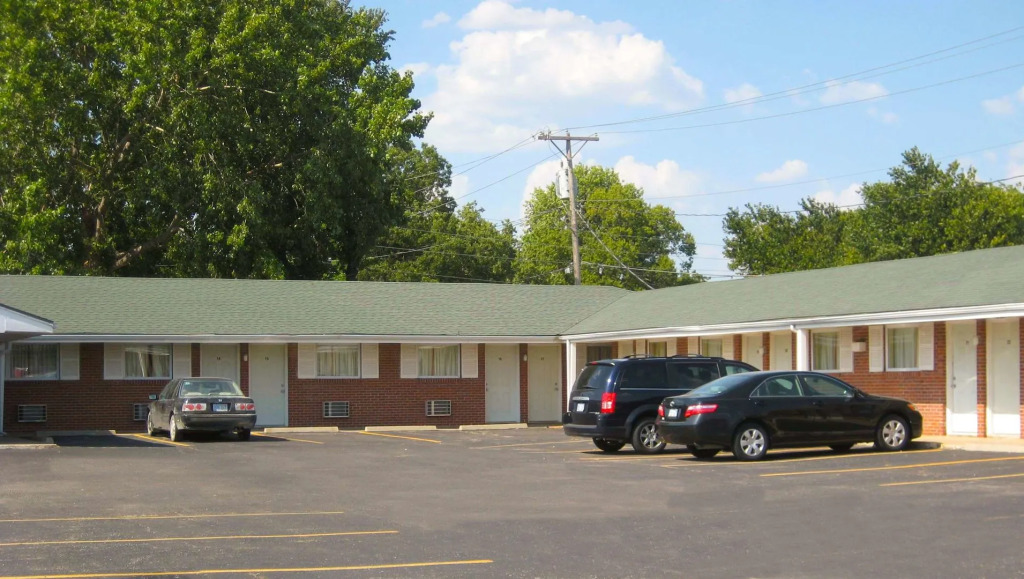 Luxury Inn Forrest City