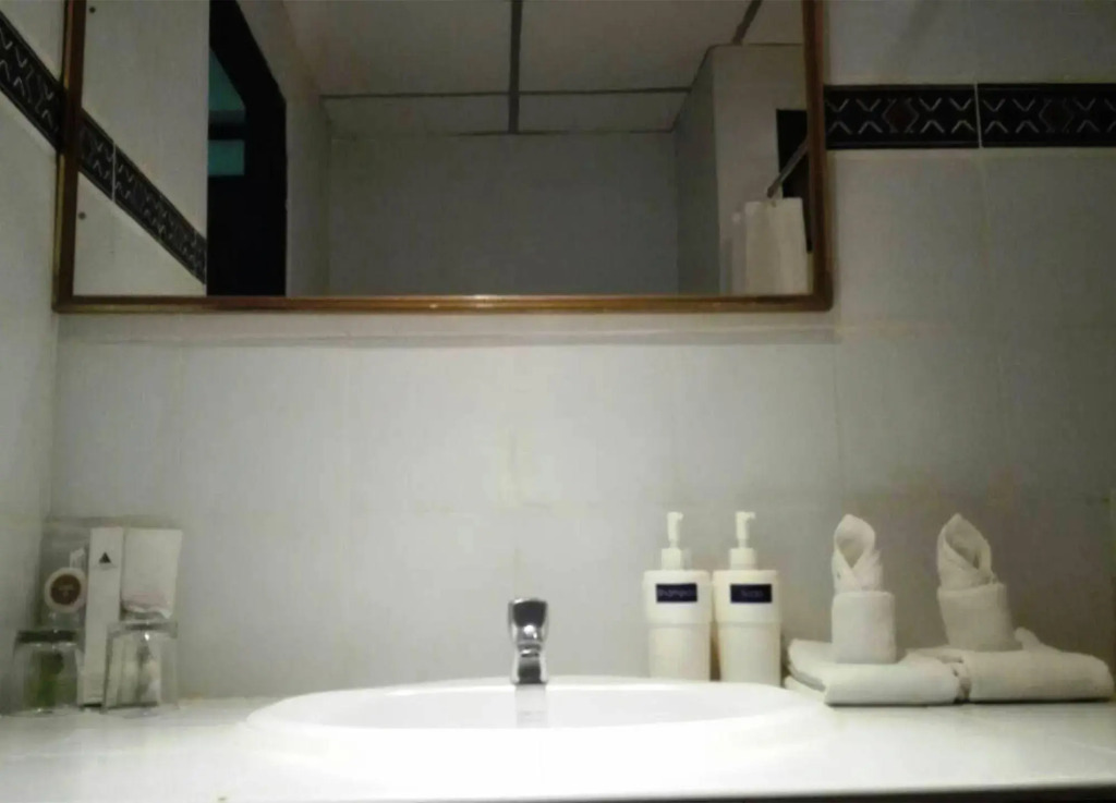 A Hotel Simply