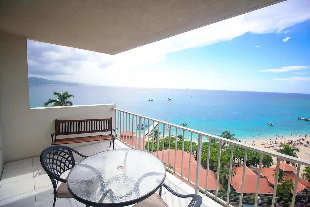 Irie Beach Studio
