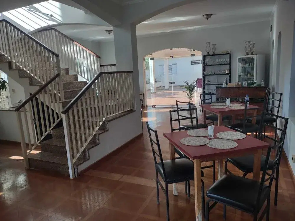 Hostel Borges Marini