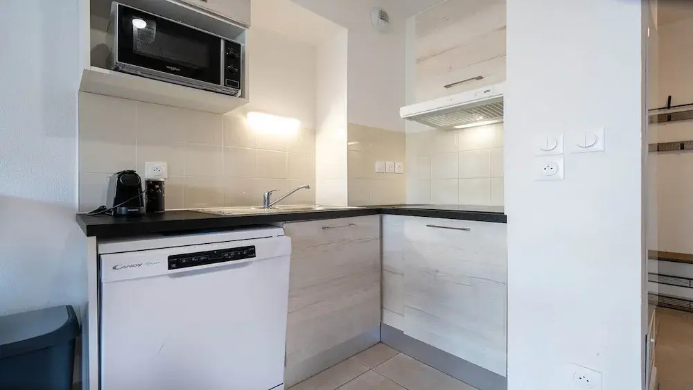 Villa in France Near Beach & Heated Pool