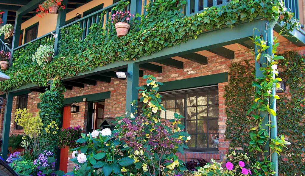 Wayside Inn