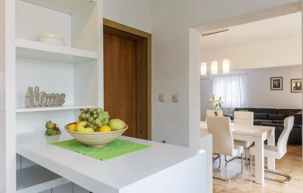 Amazing Home In Labin