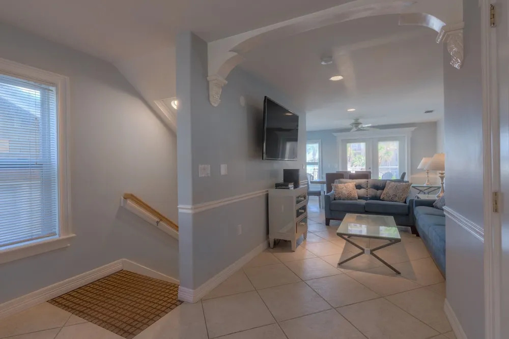 Yellow B - Pet Friendly - Beach Views