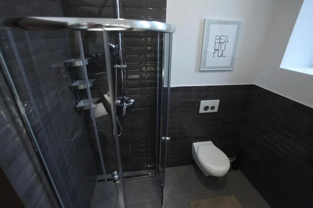 Dfive Apartments - Ambassador