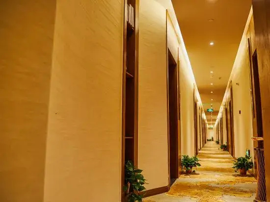 Fuyang aikewei Hotel