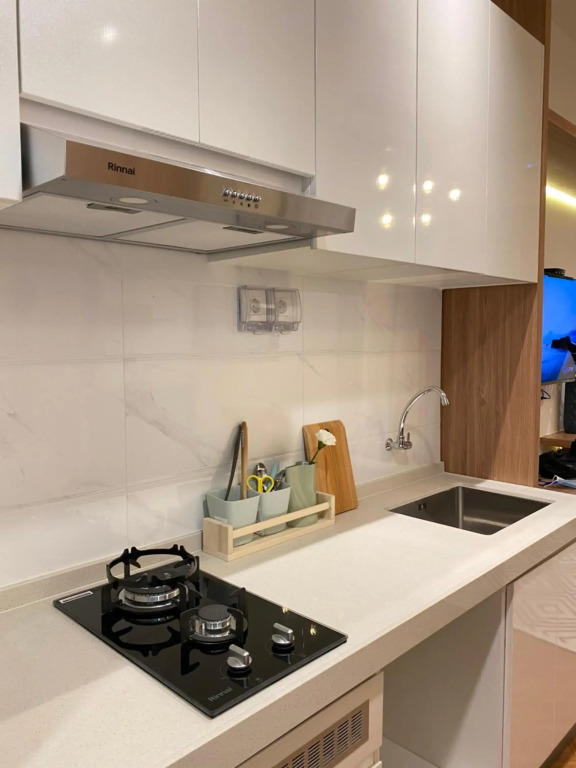 Skystory.inn warm and cozy studio @Skyhouse BSD