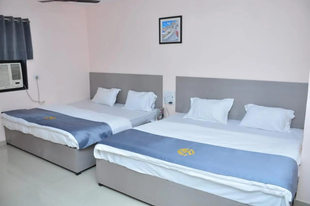 Hotel Sai Ashray