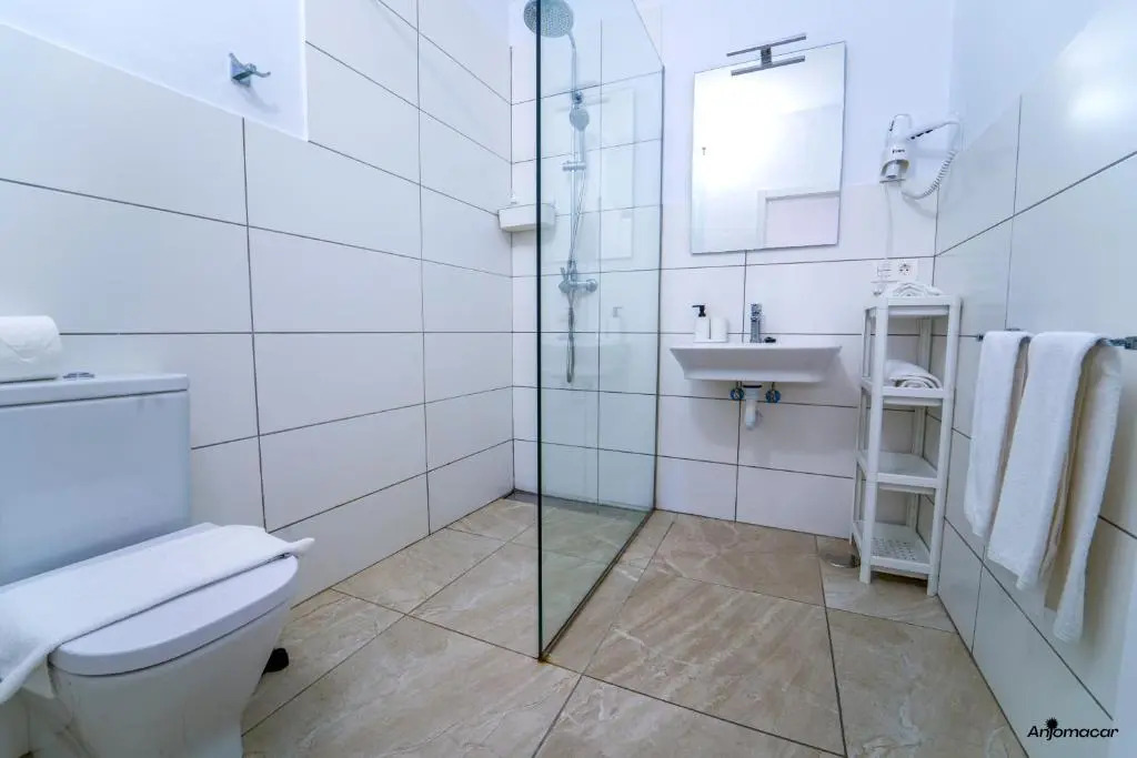 Apartamentos Anjomacar B