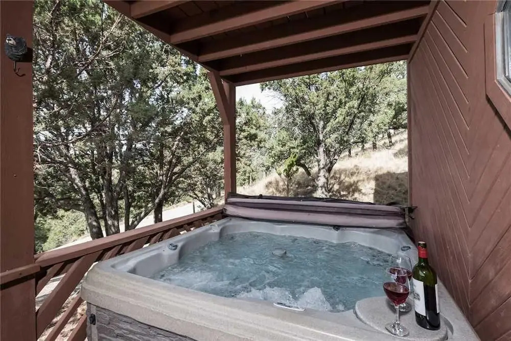 Lindleys Valley View - Three Bedroom Cabin
