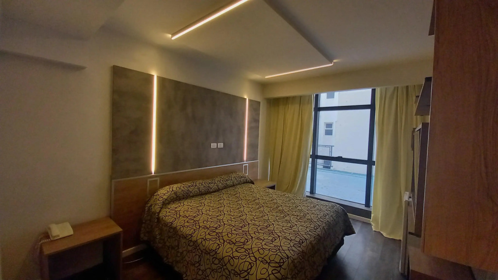 Hotel Versailles