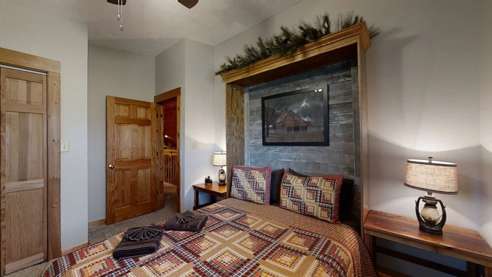 A Cowpoke's Dream 3 Bedroom Cabin by RedAwning