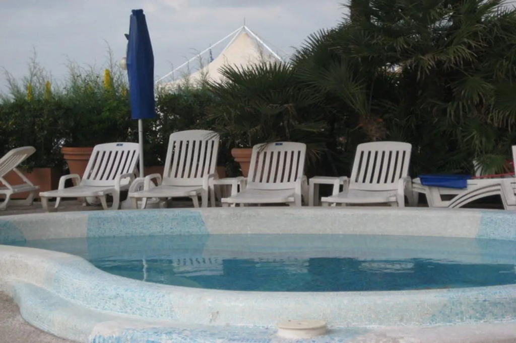 Hotel Anthony