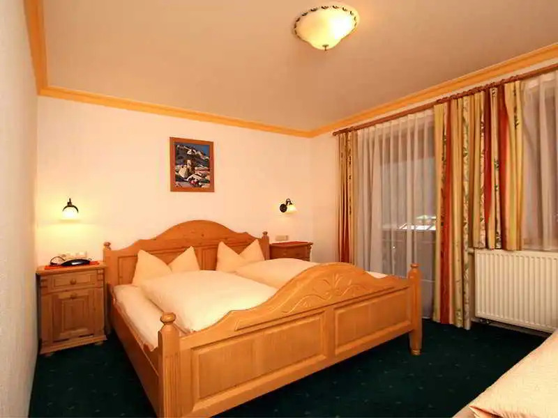Landhotel Rauchenwalderhof