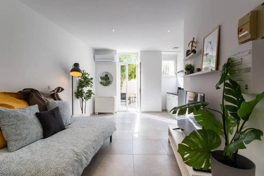 Maxbnb - Climatise - T2 37m2 & Terrasse 30m2 - Est