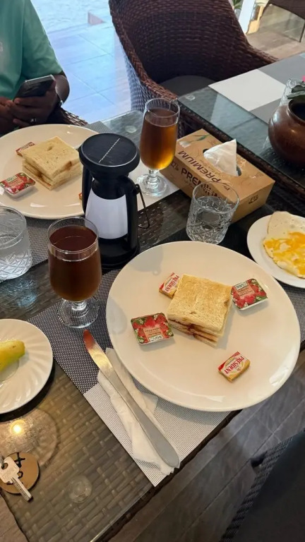 Dhontakuru Guest House