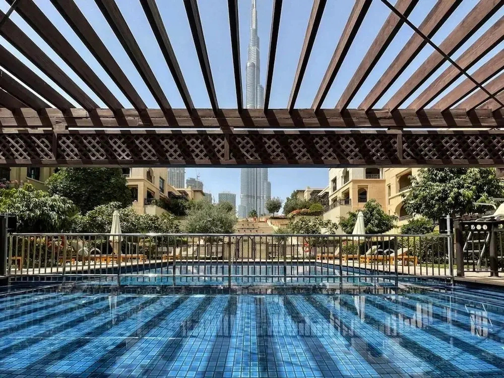 Silkhaus Arabian Vibes Souk al Bahar Access Pool
