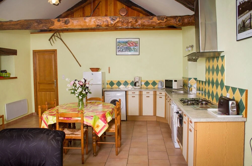 Mansion With 2 Bedrooms in Pousthomy, With Wonderful Mountain View, Furnished Terrace and Wifi