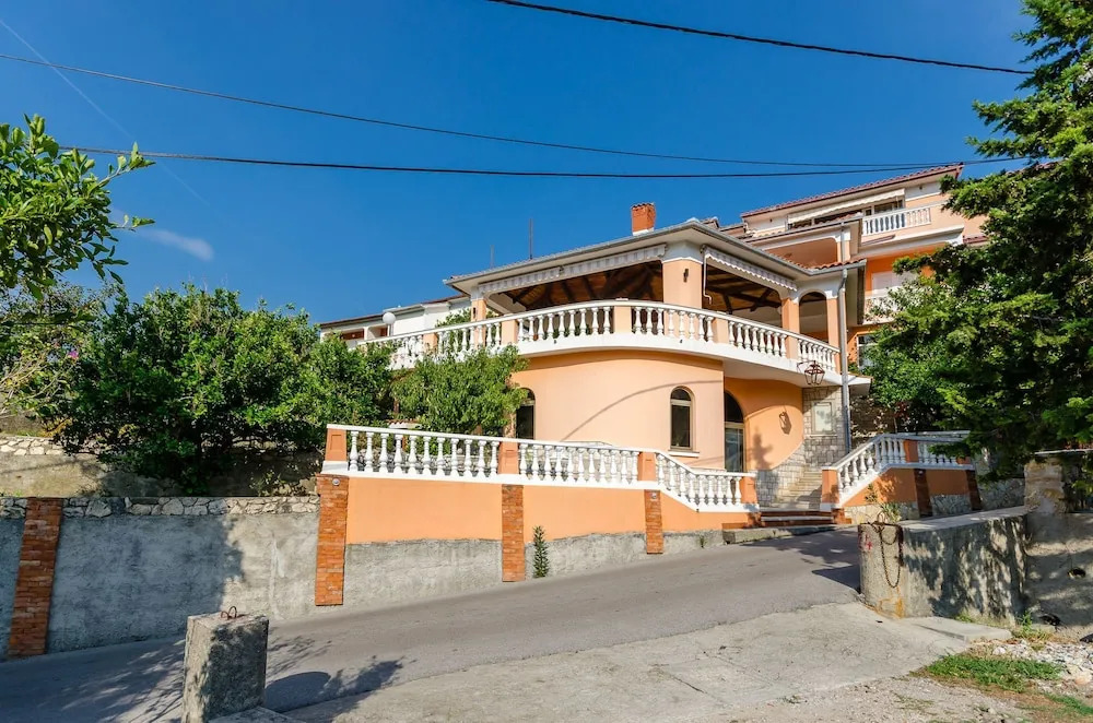 Apartments Darko