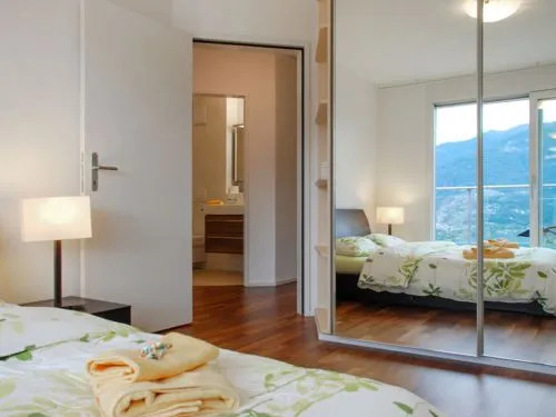 Vista Lago Maggiore 1.floor left