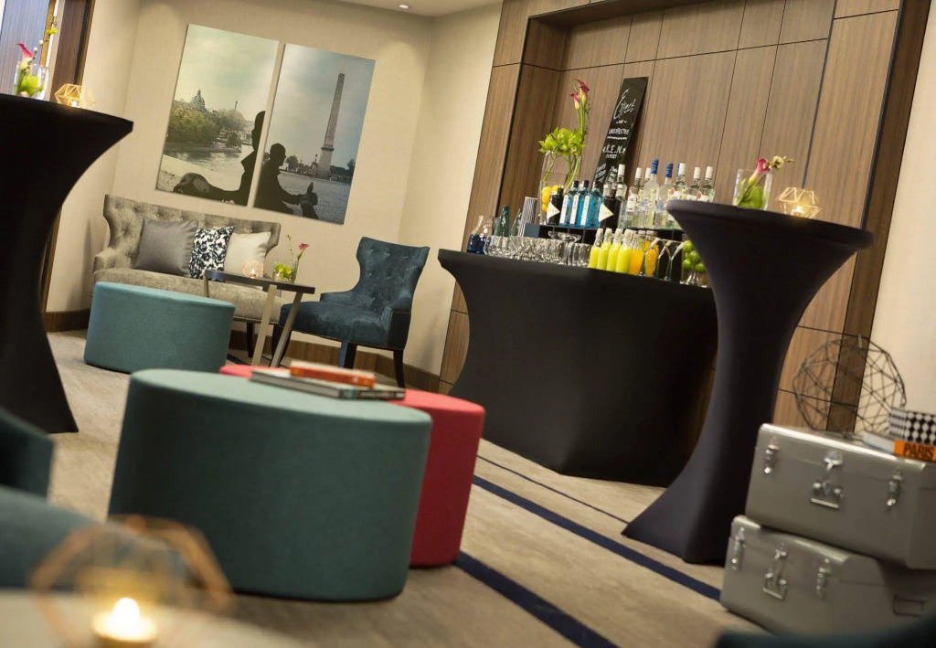 Renaissance Paris La Defense Hotel