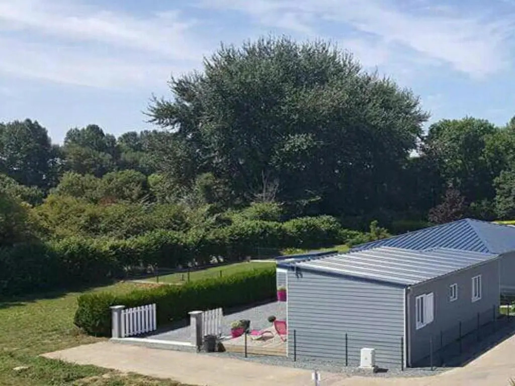 Cottage Sword Beach