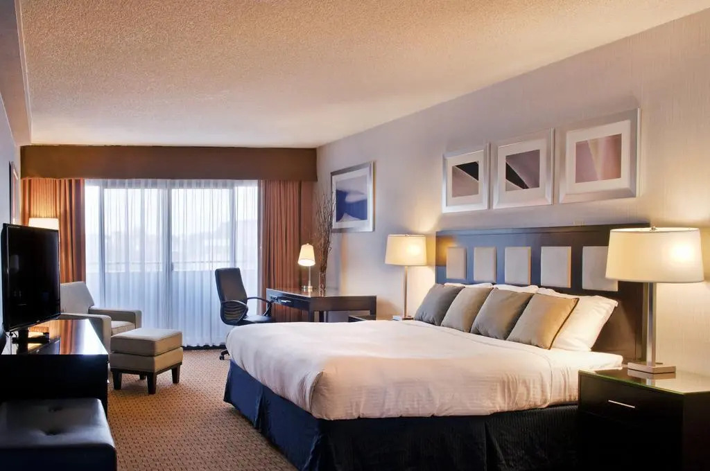 Wyndham Albuquerque Hotel & Conference Center