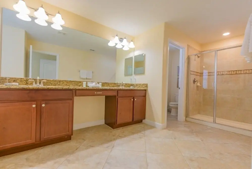 Paradise Palm 5 Bedroom Home