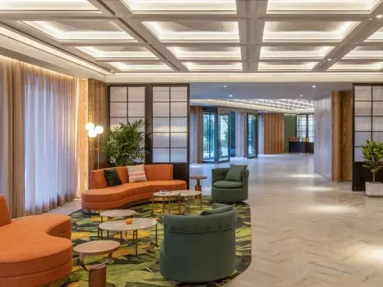 Orange hotel (Hebi Art Center Store)