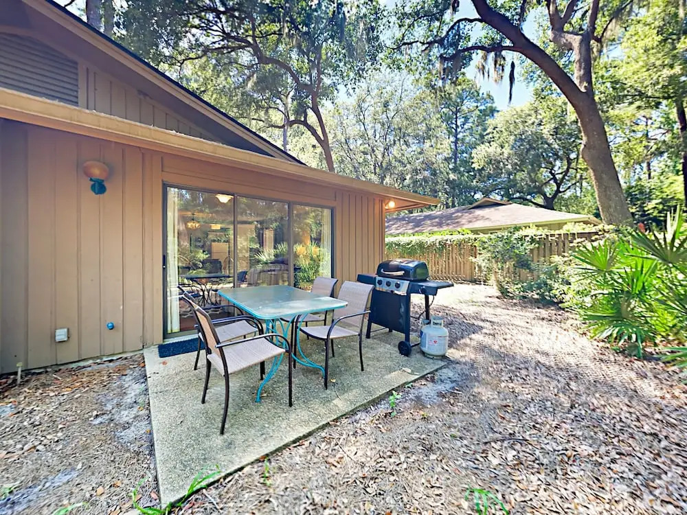Sea Pines 2br W/ Patio, Near Beach 2 Bedroom Home