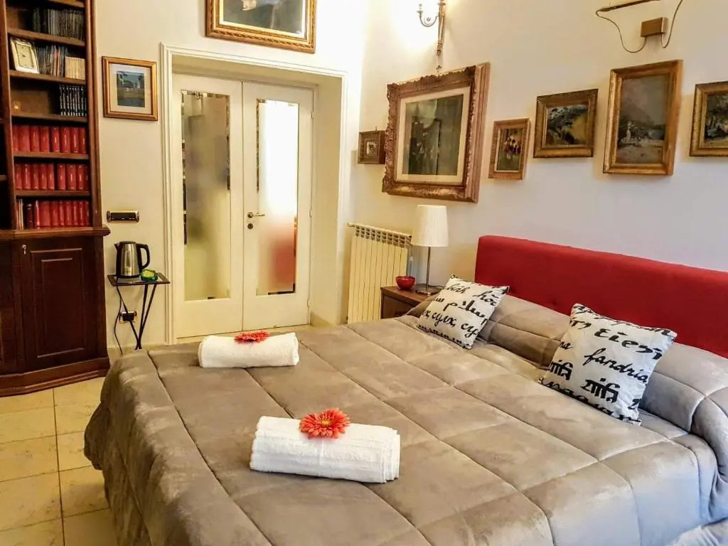 Suite Ottocento Napoletano