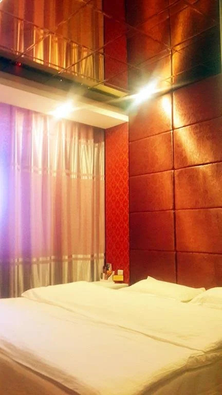 Longfeng Theme Hotel Hulunbuir