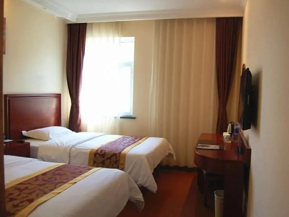 GreenTree Inn BeiJing Haidian Shijingshan N Univ of Tech Htl