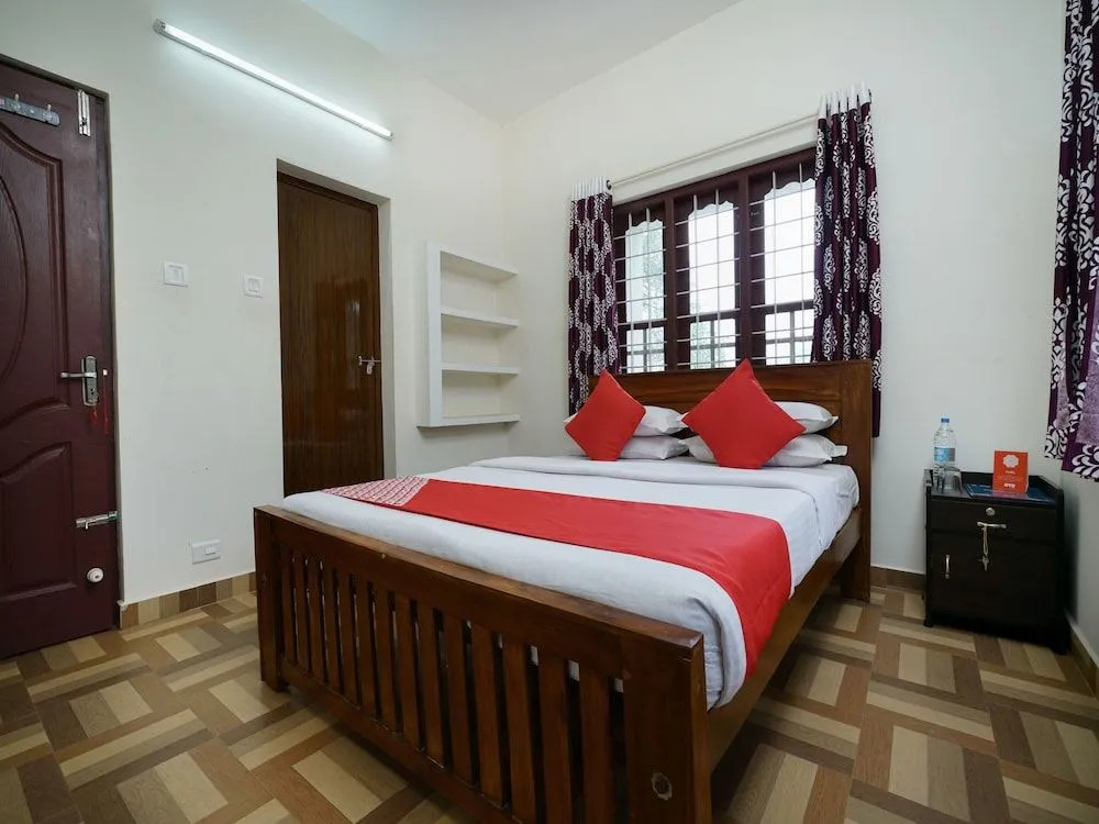 OYO 13548 Leaf Garden Cottage